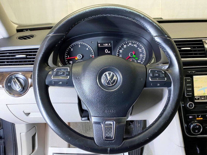 2014 Volkswagen Passat 2.0L TDI SEL Premium