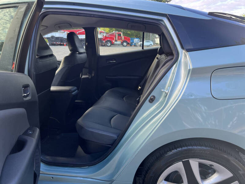 2016 Toyota Prius Four Touring