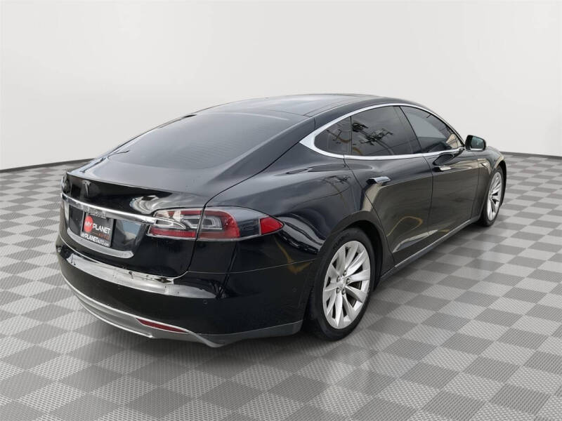 2016 Tesla Model S 70D