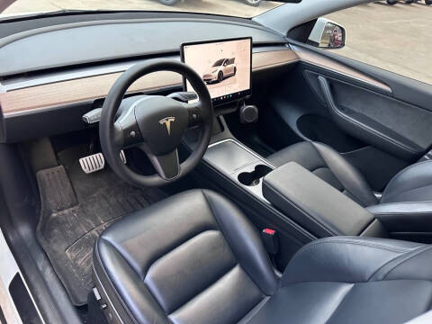 2023 Tesla Model Y Performance