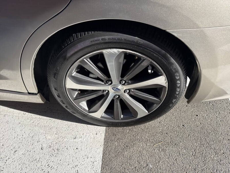 2017 Subaru Legacy 2.5i Limited