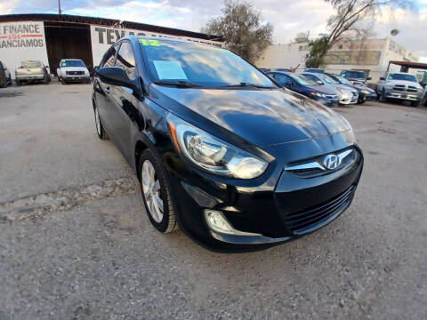 2012 Hyundai Accent SE