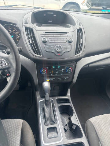2017 Ford Escape SE