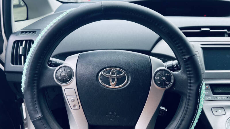 2014 Toyota Prius Two