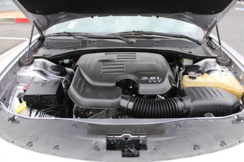 2017 Dodge Charger SXT