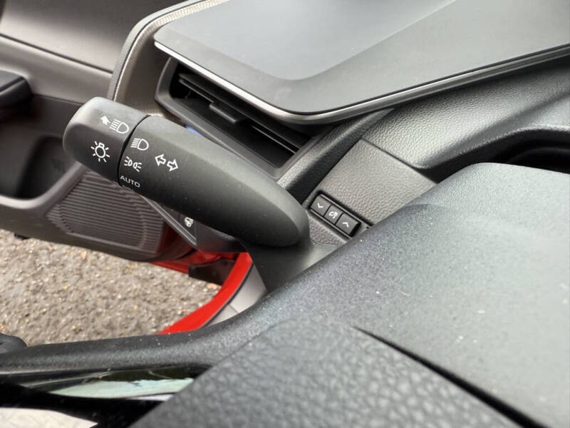 2024 Toyota Prius XLE