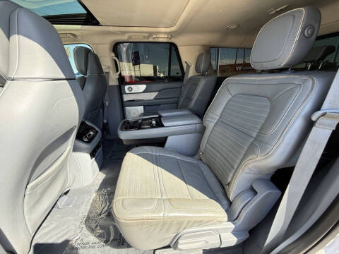 2018 Lincoln Navigator Black Label