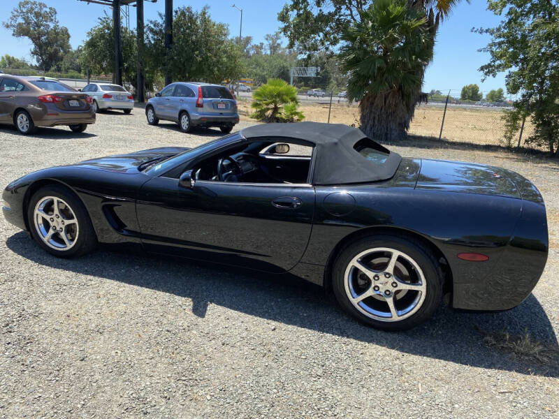 2004 Chevrolet Corvette