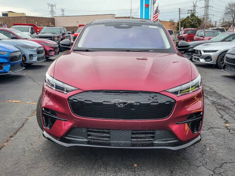 2025 Ford Mustang Mach-E Premium