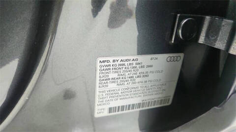 2024 Audi Q5 e quattro S line Prestg 55 TFSI