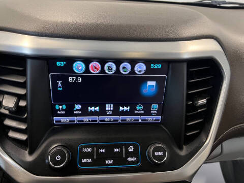 2017 GMC Acadia SLT-1