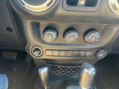 2013 Jeep Wrangler Unlimited Sahara