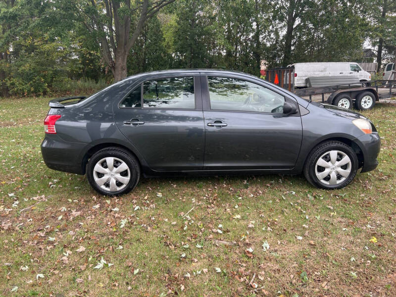 2008 Toyota Yaris S photo 3