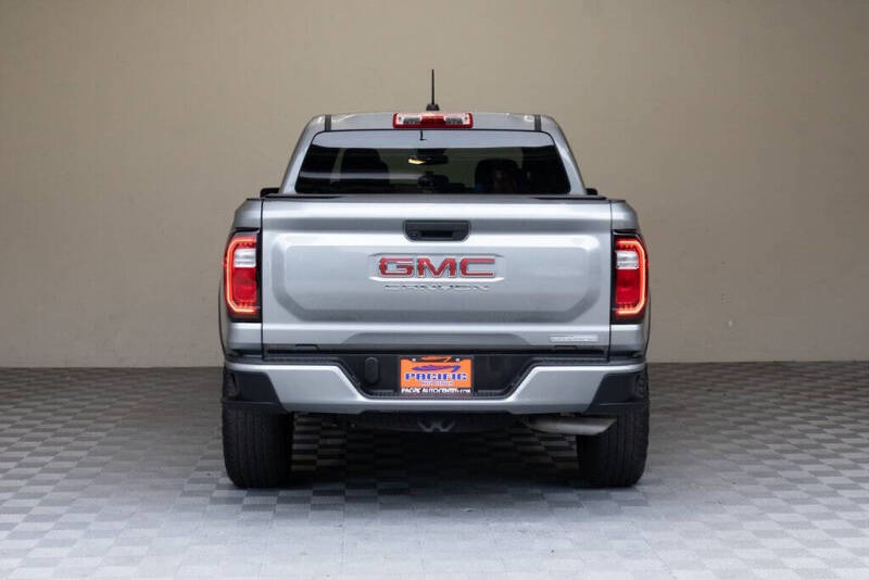 2024 GMC Canyon Elevation