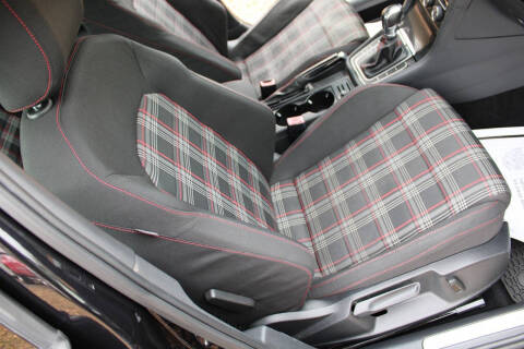 2015 Volkswagen Golf GTI S