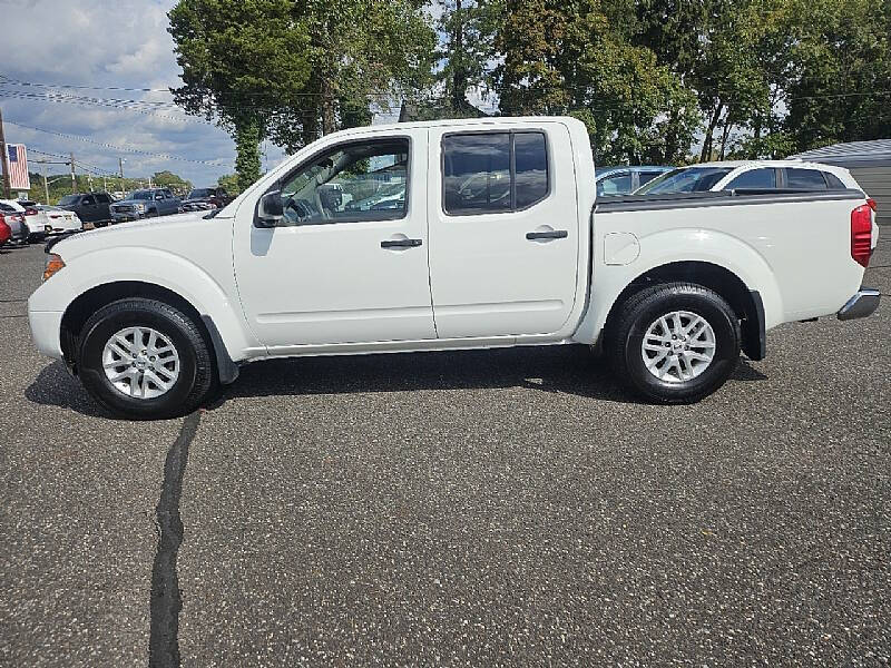 2019 Nissan Frontier SV photo 4