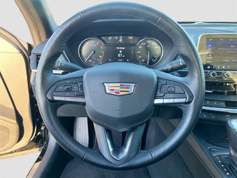 2025 Cadillac CT4 Premium Luxury