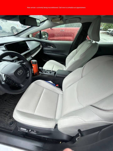 2024 Toyota Prius XLE