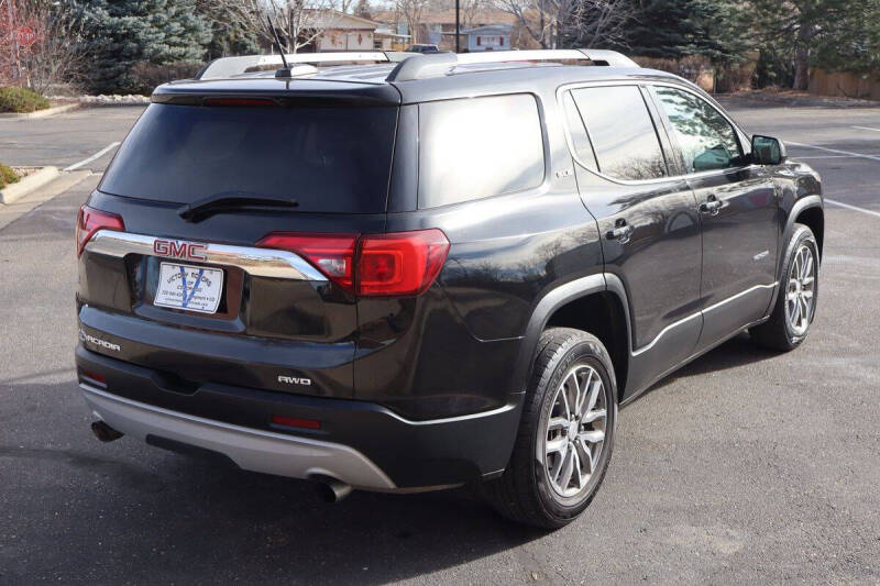 2018 GMC Acadia SLE-2