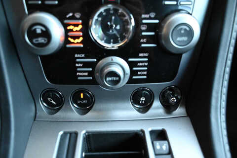 2009 Aston Martin DBS