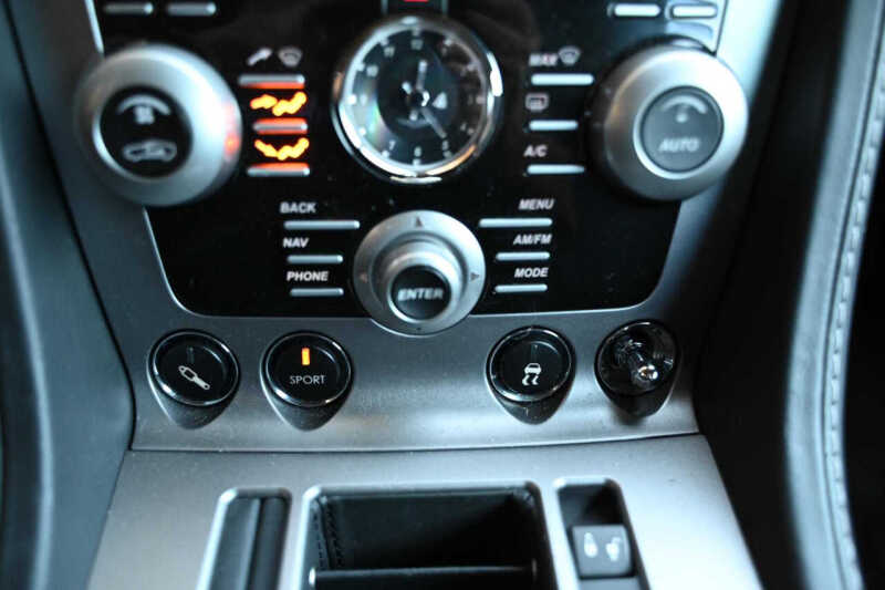 2009 Aston Martin DBS