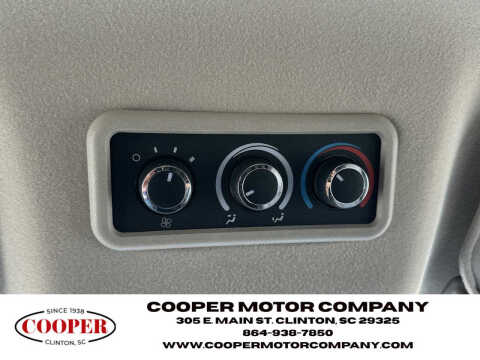 2025 Chevrolet Express LS 3500