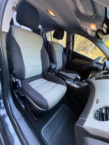 2015 Chevrolet Cruze LS Auto