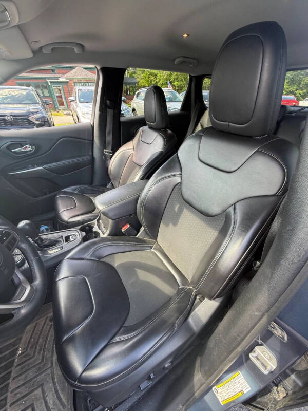 2019 Jeep Cherokee Latitude Plus