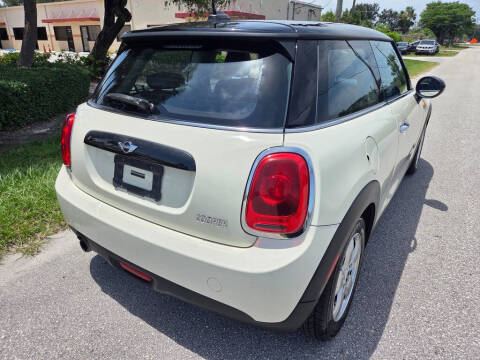 2016 MINI Hardtop 2 Door Cooper