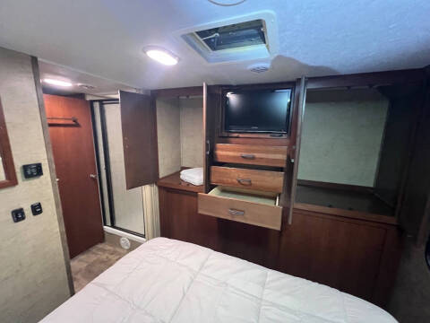 2016 Forest River Sunseeker 2860DS Class C