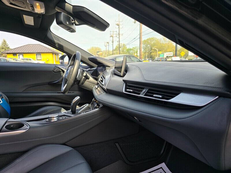 2016 BMW i8