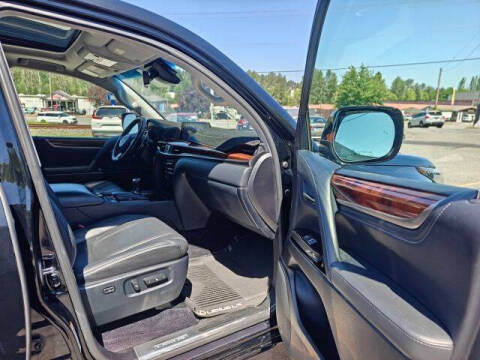 2018 Lexus LX 570