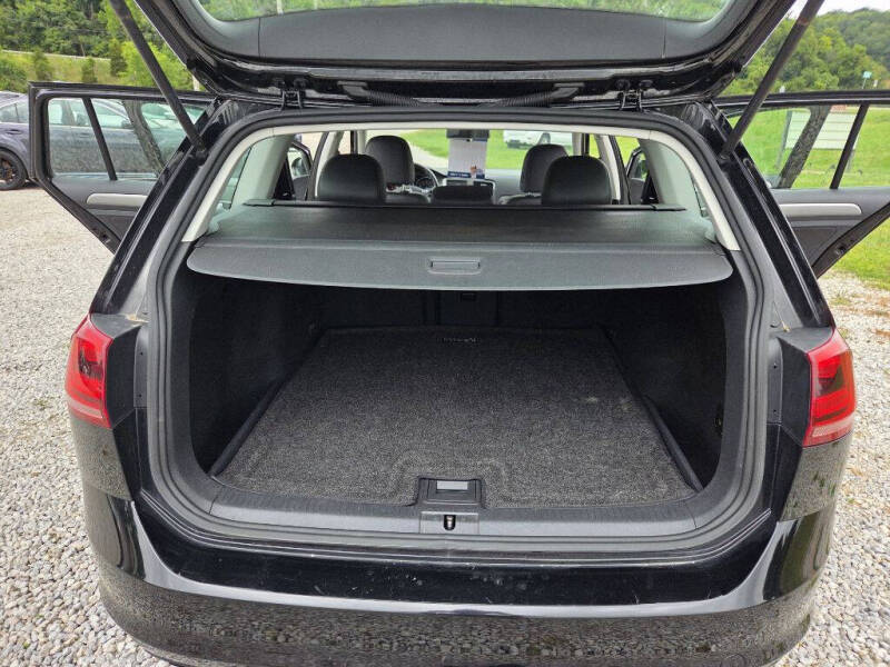 2016 Volkswagen Golf SportWagen