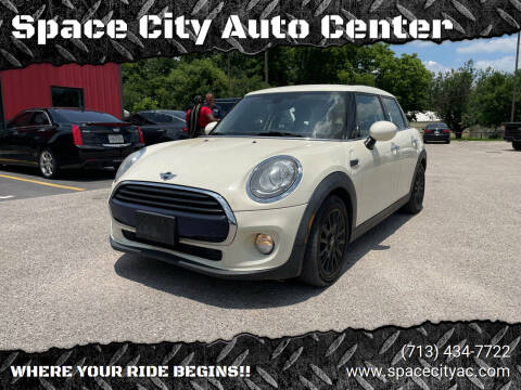 2018 MINI Hardtop 4 Door for sale at Space City Auto Center in Houston TX