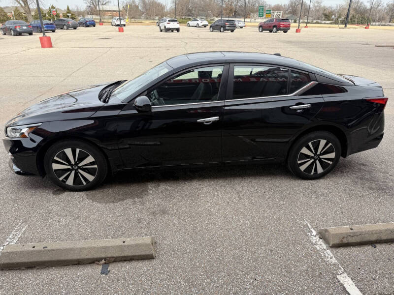 2021 Nissan Altima 2.5 SV