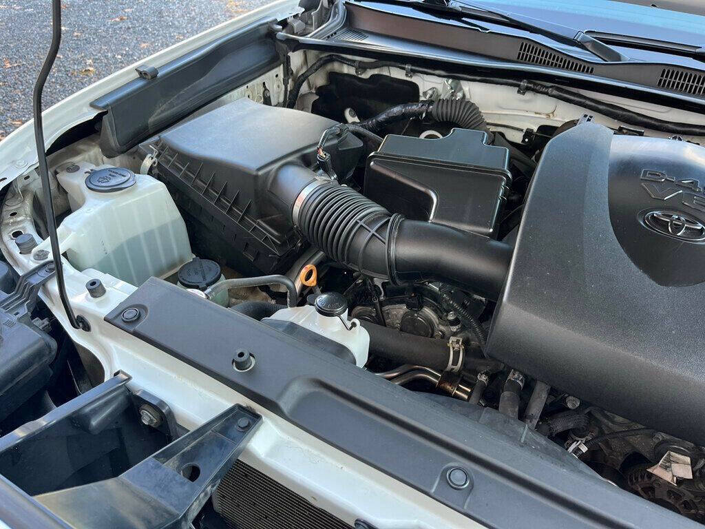 2018 Toyota Tacoma 22