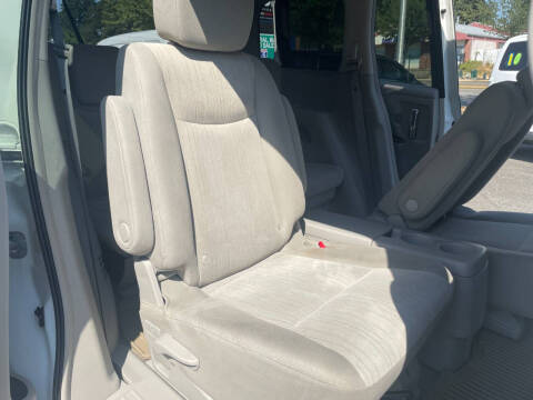 2012 Nissan Quest 3.5 SV