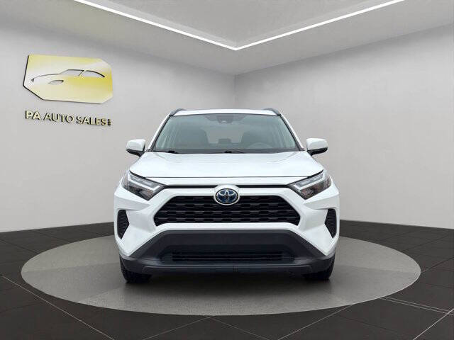 2022 Toyota RAV4 Hybrid XLE