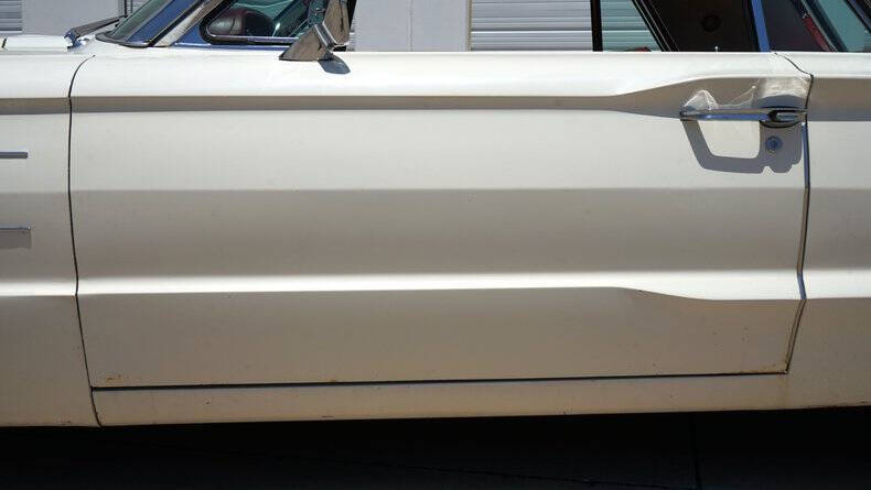 1965 Ford Thunderbird