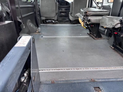 2008 Ford E-Series E-150