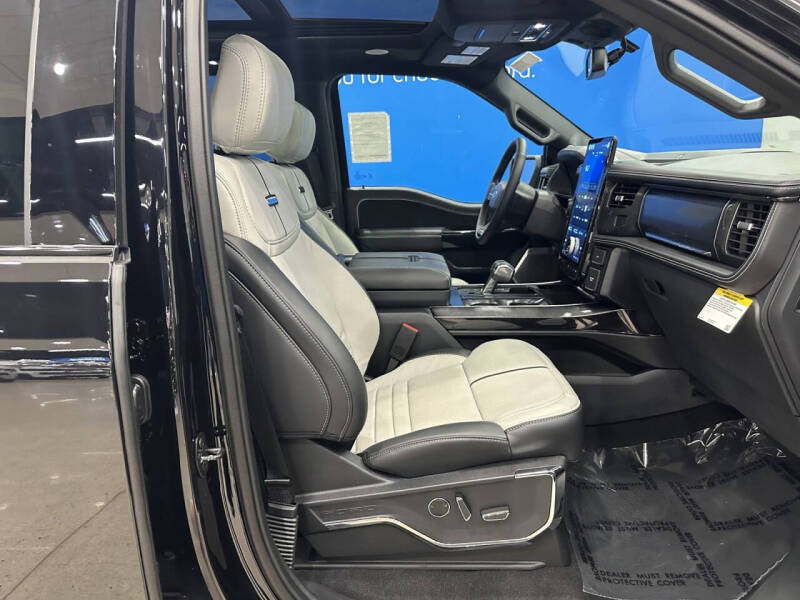 2023 Ford F-150 Lightning Platinum