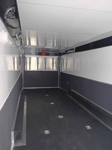 2026 Haulmark 8.5X34 BATHROOM