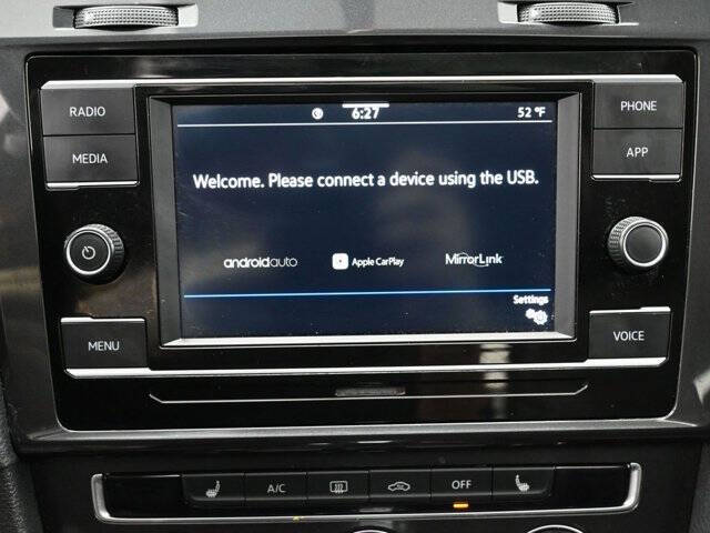 2021 Volkswagen Golf TSI