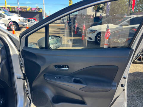 2021 Nissan Versa SV