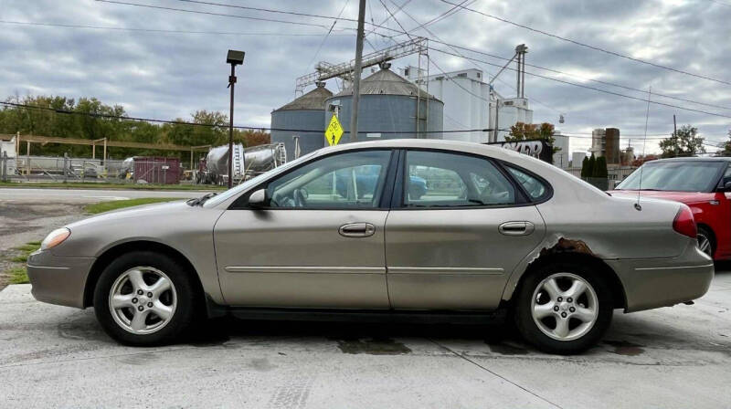 2002 Ford Taurus SES