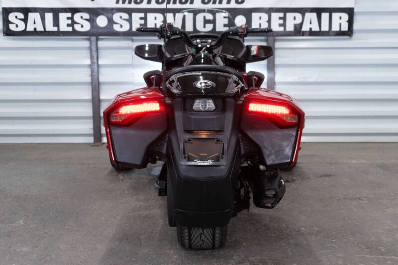 2016 Can-Am Spyder F3-T