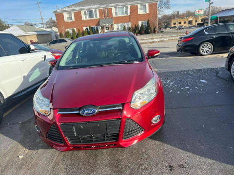 2014 Ford Focus for sale at CLASSIC MOTOR CARS in West Allis WI