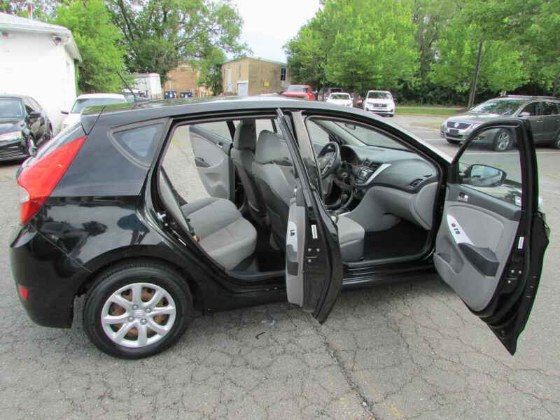 2013 Hyundai Accent GS