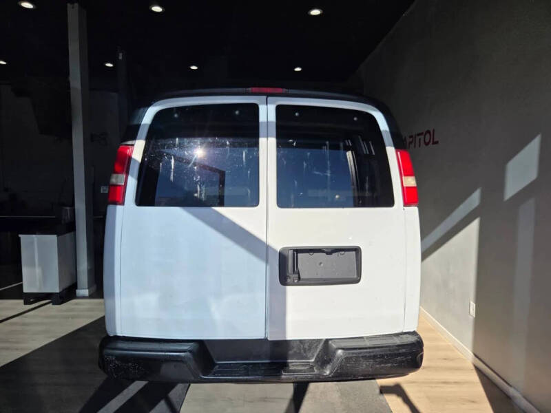 2016 Chevrolet Express LS 2500