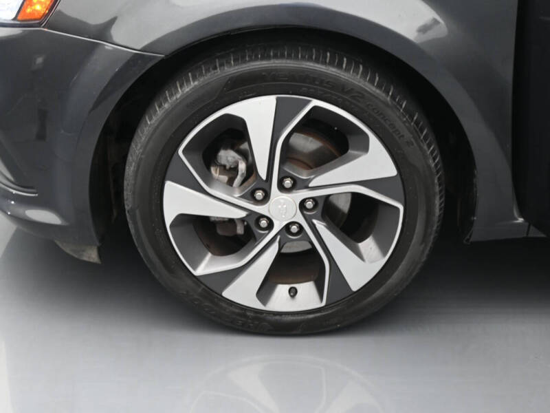 2020 Chevrolet Sonic Premier